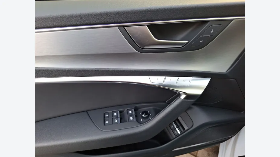 AUDI A6 Avant -