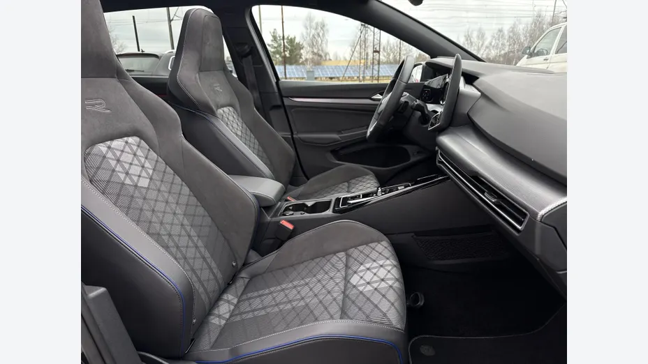 VOLKSWAGEN Golf Golf VIII 1.5 TSI R-Line