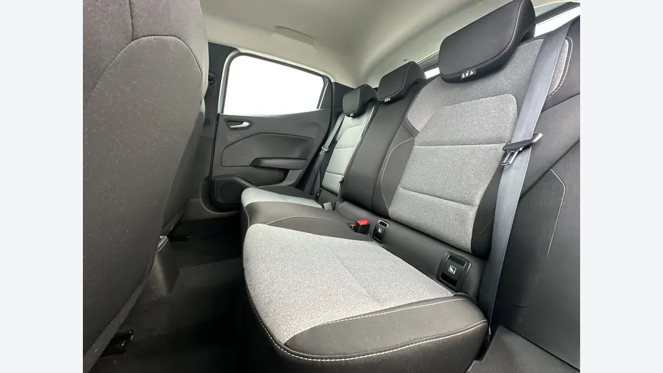 RENAULT Clio -