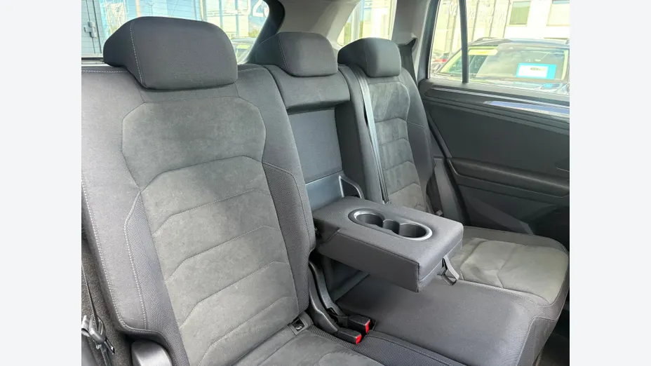 VOLKSWAGEN Tiguan Allspace -