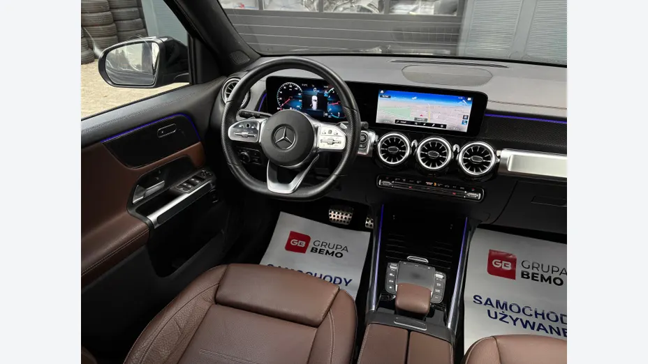 MERCEDES-BENZ GLB GLB 200 AMG Line 7G-DCT