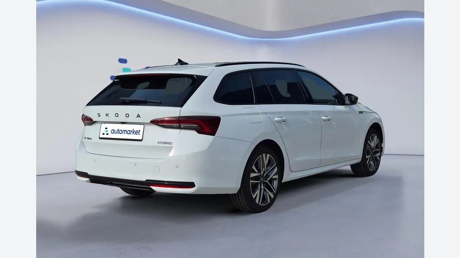 SKODA Octavia Octavia 1.5 TSI mHEV Sportline DSG Nowy