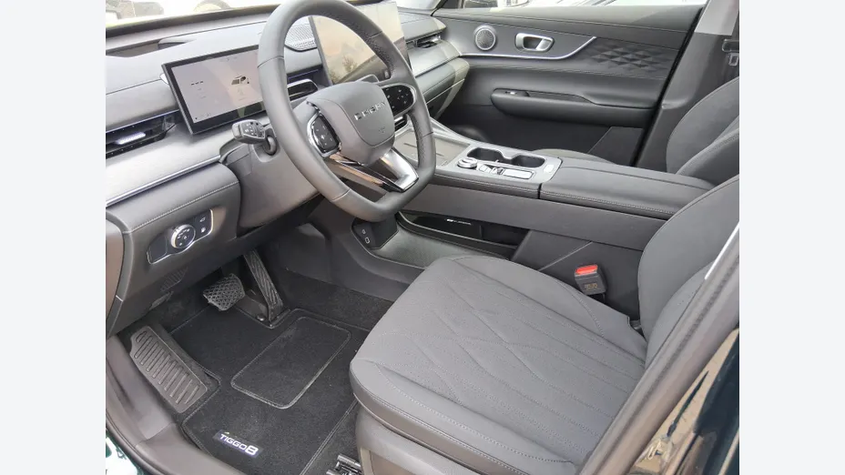 CHERY Tiggo 8 -
