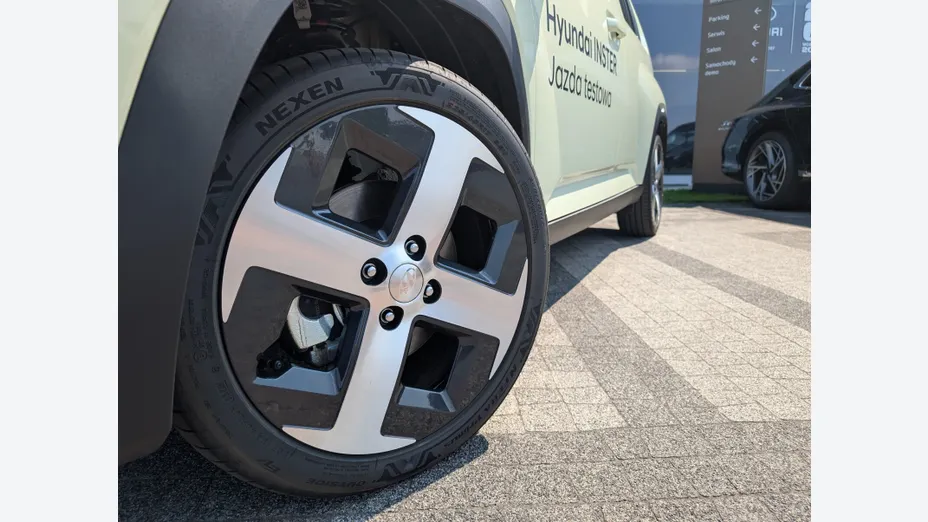 HYUNDAI Inster Inster 49kWh Smart Nowy