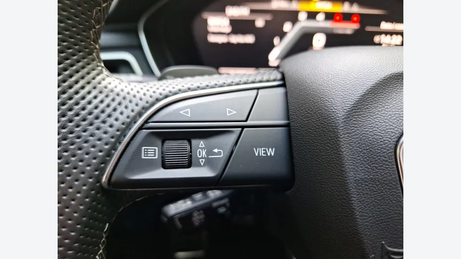 AUDI S5 -