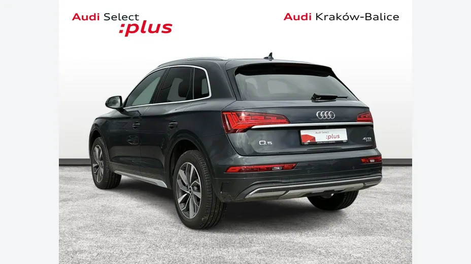 AUDI Q5 -