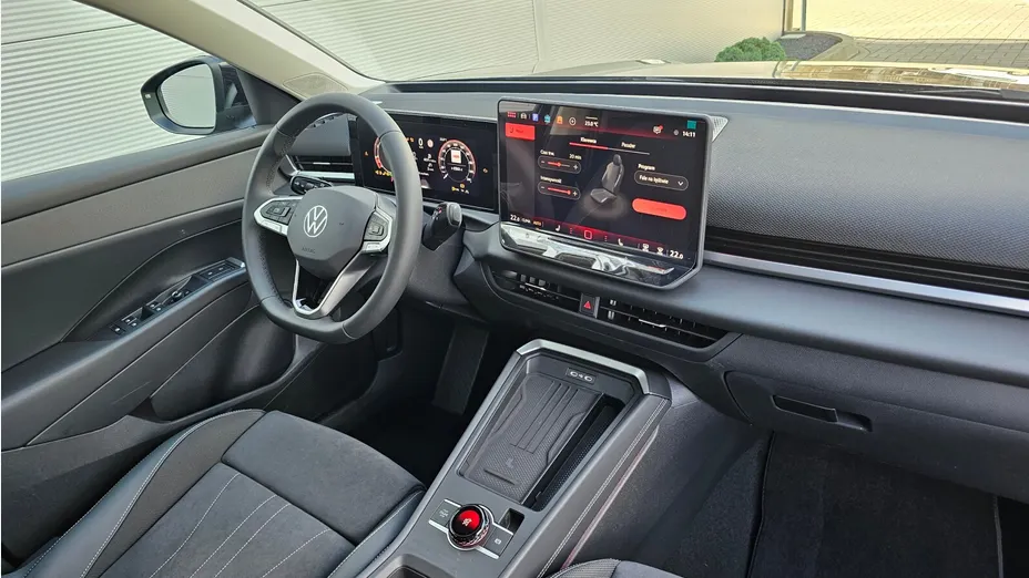VOLKSWAGEN T-ROC T-ROC 1.5 eTSI Style DSG Nowy