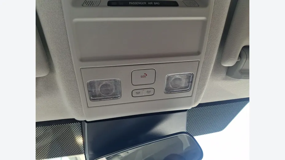 VOLKSWAGEN Transporter Transporter Kombi TDI L2H1 M1 Nowy