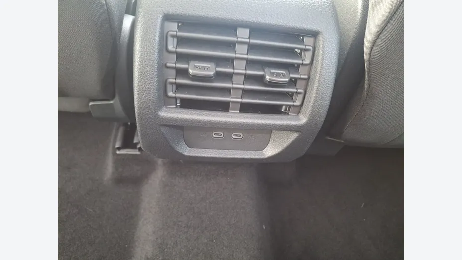 VOLKSWAGEN Caddy osobowy Caddy Maxi 2.0 TDI Dark Label DSG Nowy
