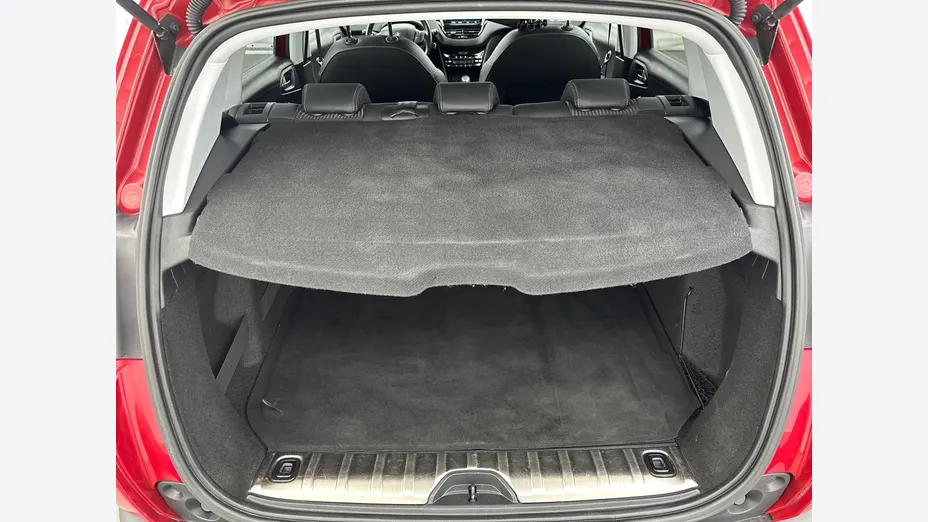 PEUGEOT 2008 -
