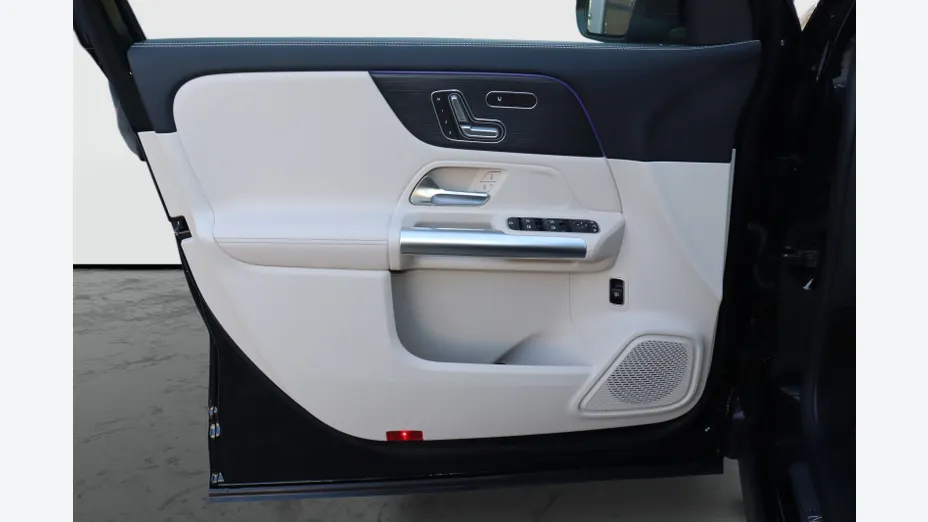MERCEDES-BENZ GLA GLA 200 d Progressive 8G-DCT