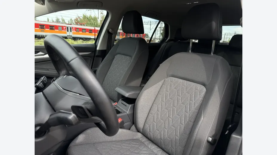 VOLKSWAGEN Golf Golf VIII 1.5 eTSI mHEV Life DSG