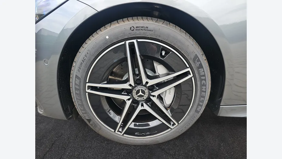 MERCEDES-BENZ C Klasa -