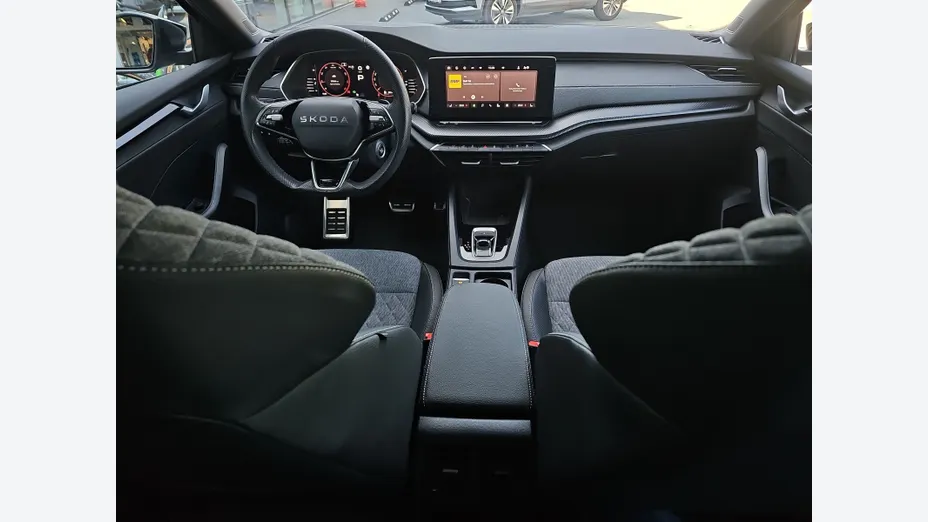 SKODA Octavia -