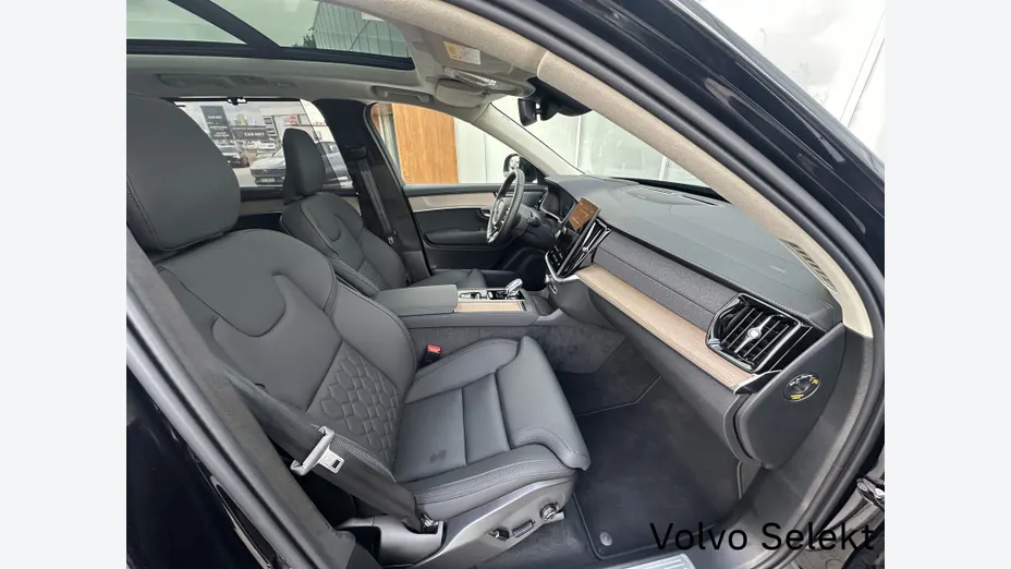 VOLVO XC90 XC90 T8 AWD Plug-In Hybrid Ultra Dark 7os aut