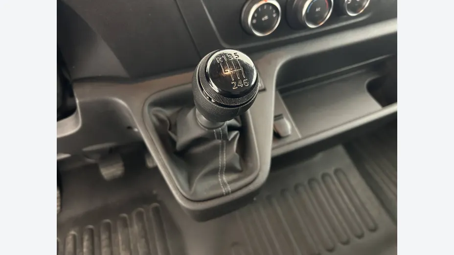 RENAULT Master -