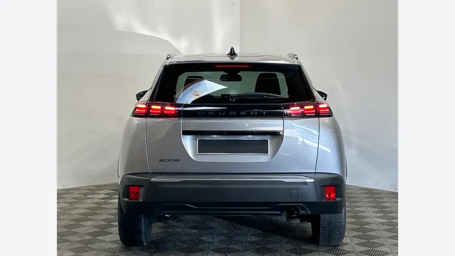 PEUGEOT 2008 -
