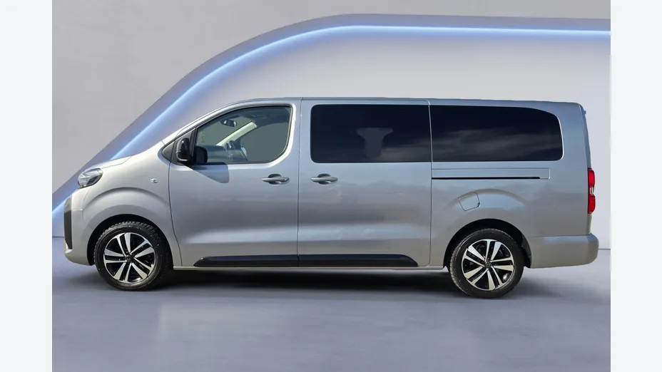 PEUGEOT Traveller Traveller 2.0 BlueHDi Long Business EAT8