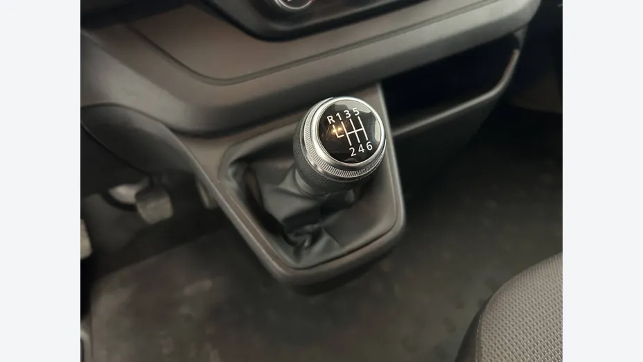 RENAULT Trafic -