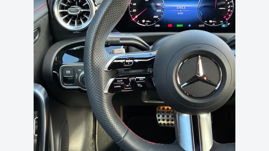 MERCEDES-BENZ CLA CLA 250 e PHEV AMG Line 8G-DCT