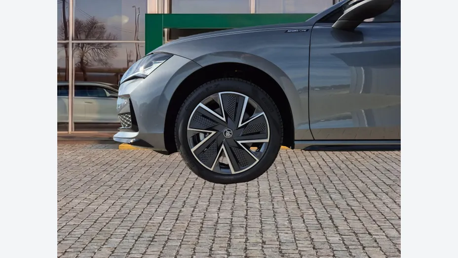SKODA Superb Superb 2.0 TSI Sportline DSG Nowy