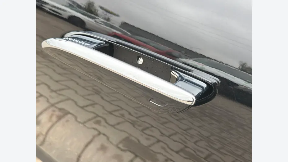 MERCEDES-BENZ E Klasa E 220 d mHEV 4-Matic Avantgarde 9G-Tronic
