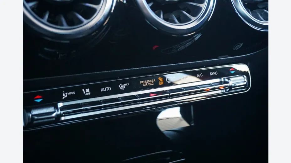 MERCEDES-BENZ A Klasa A 35 AMG 4-Matic 7G-DCT