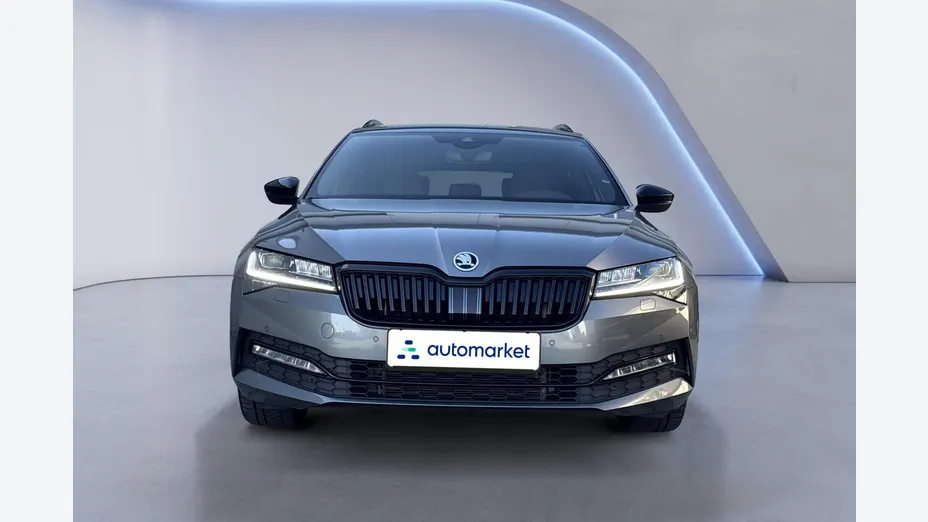 SKODA Superb Superb 2.0 TSI Sportline DSG