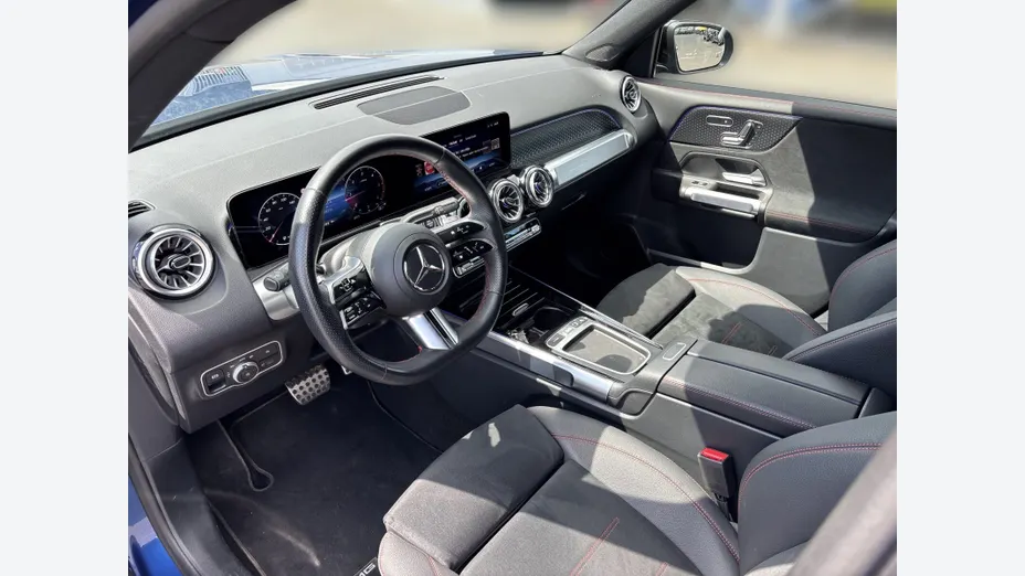 MERCEDES-BENZ GLB GLB 220 d 4-Matic AMG Line 8G-DCT