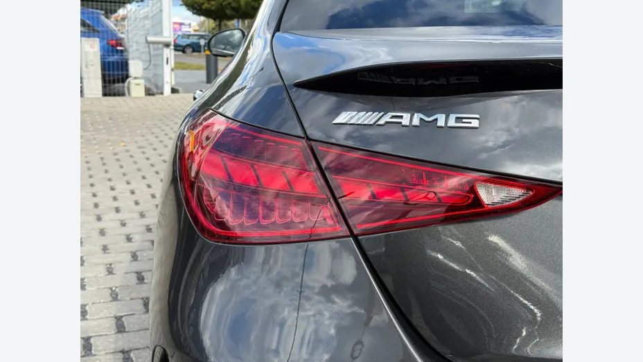 MERCEDES-BENZ C Klasa AMG C 43 mHEV 4-Matic