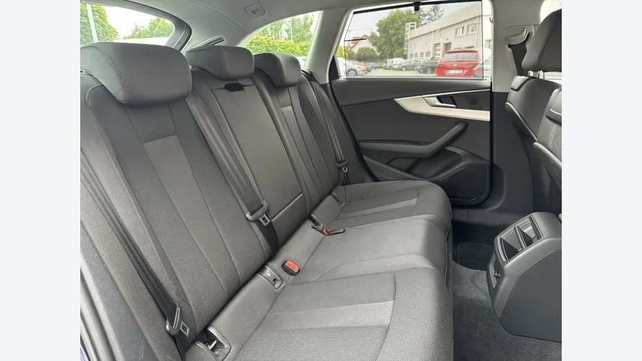 AUDI A4 Avant -