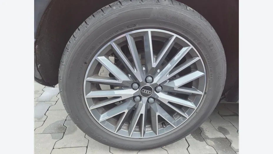 AUDI Q3 Sportback -