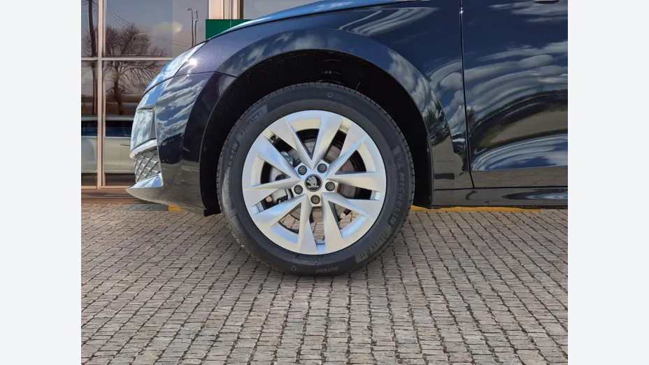 SKODA Octavia Octavia 1.5 TSI mHEV Drive Selection DSG Nowy