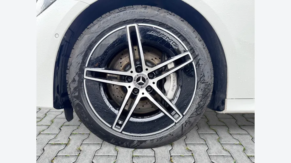 MERCEDES-BENZ E Klasa E 200 mHEV 4-Matic AMG 9G-Tronic