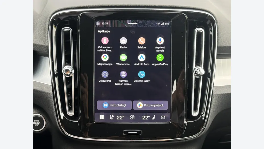 VOLVO XC40 XC40 B3 Plus Dark aut