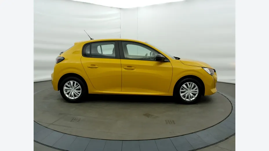 PEUGEOT 208 -