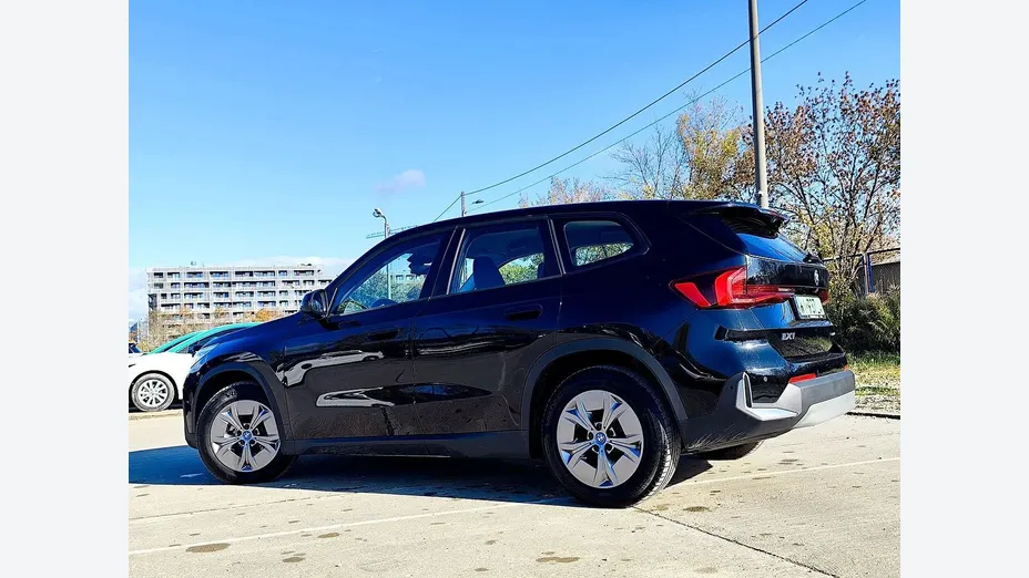 BMW iX1 iX1 eDrive20 66.5kWh M Sport