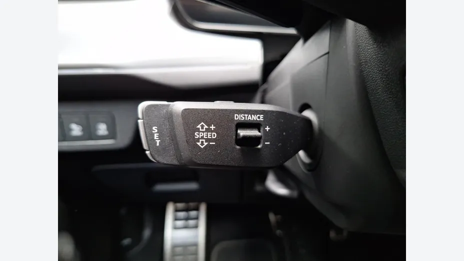 AUDI Q3 Q3 TFSI mHEV 110 kW S tronic