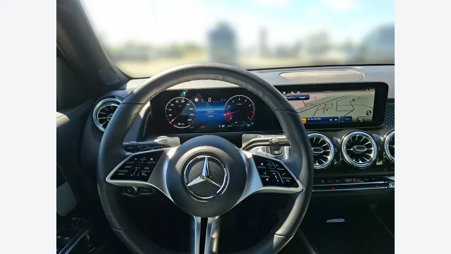 MERCEDES-BENZ GLB GLB 200 mHEV Progressive 7G-DCT