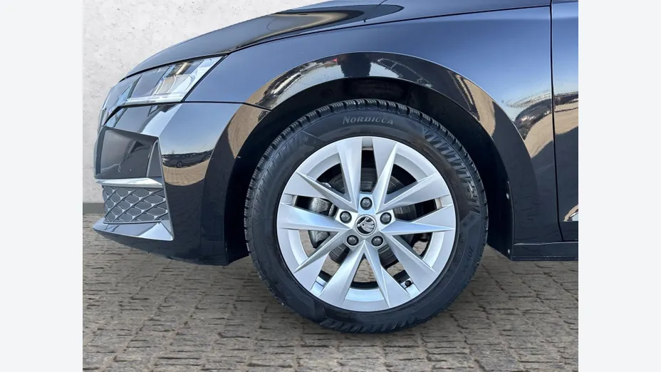 SKODA Octavia Octavia 1.5 TSI mHEV Selection DSG