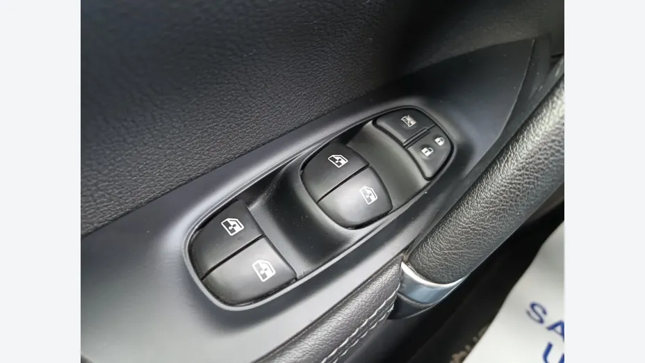 NISSAN Qashqai Qashqai 1.3 DIG-T Tekna DCT
