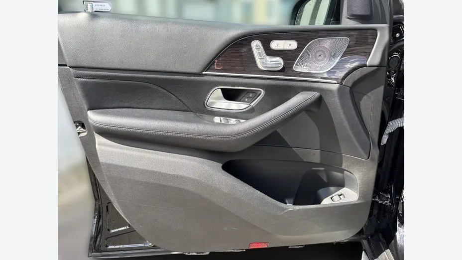 MERCEDES-BENZ GLS -