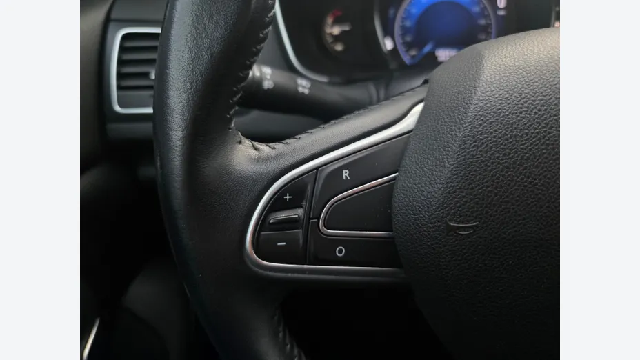 RENAULT Megane Megane 1.3 TCe FAP Limited