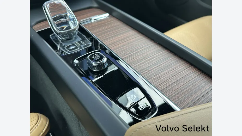 VOLVO V60 V60 B4 B Plus Dark aut