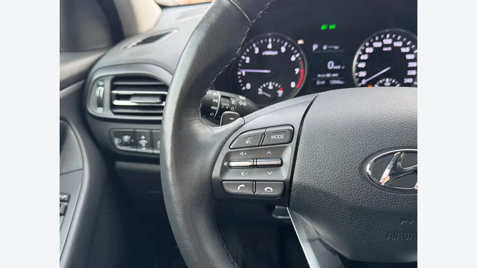 HYUNDAI i30 i30 1.5 T-GDI 48V Smart DCT