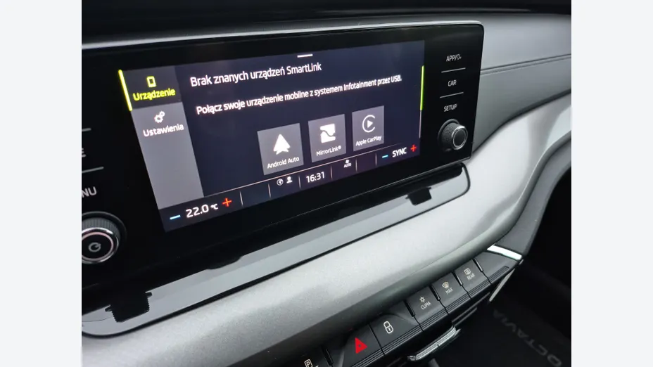 SKODA Octavia -
