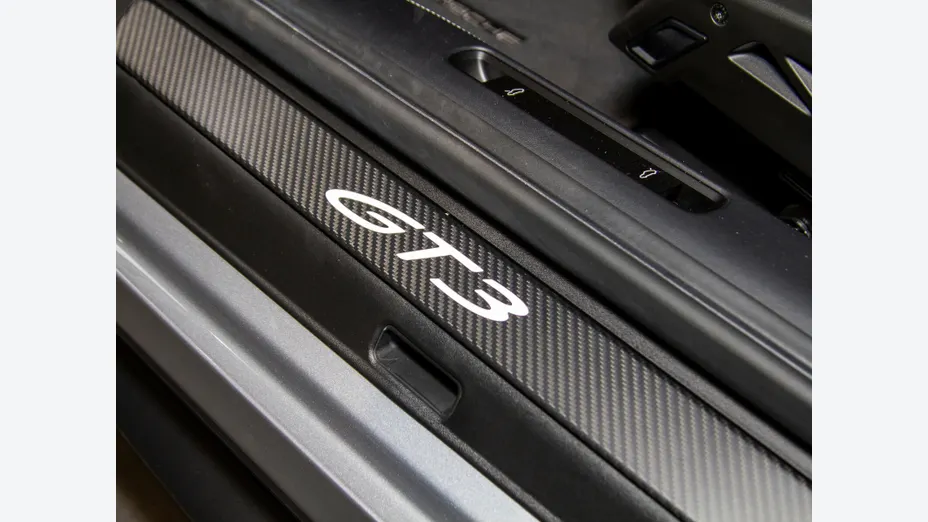 PORSCHE 911 911 GT3