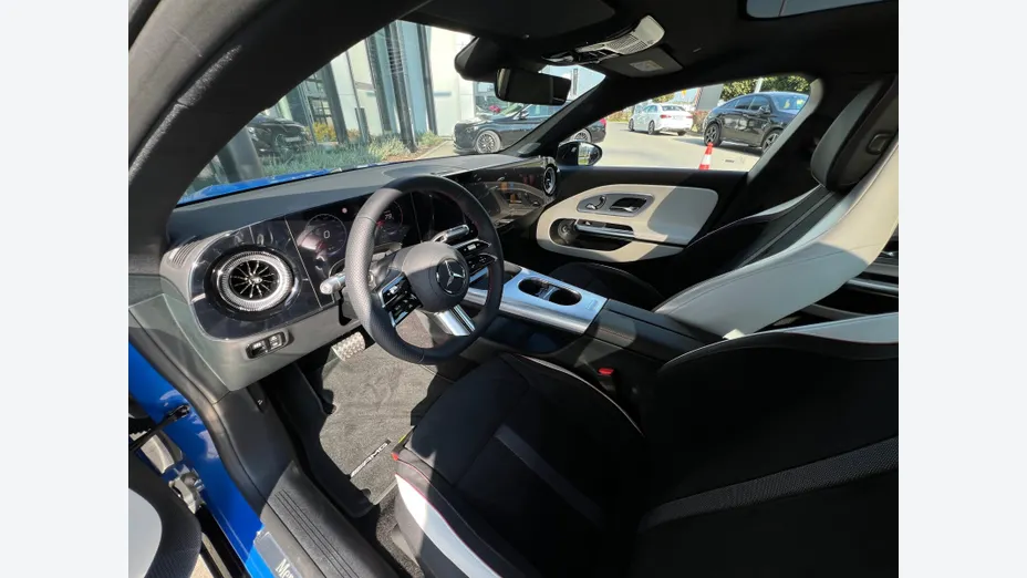 MERCEDES-BENZ CLA CLA 200 mHEV 8G-DCT