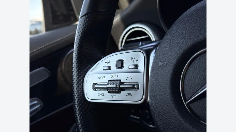 MERCEDES-BENZ GLC GLC 300 d 4-Matic