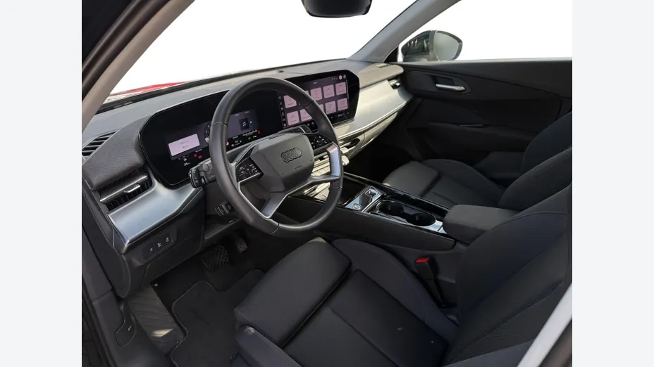 AUDI Q3 Q3 TFSI mHEV 110 kW S tronic